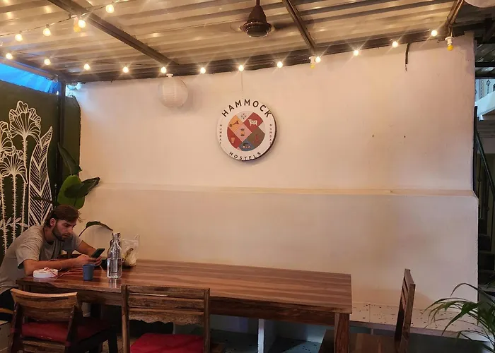 Hammock Hostels - Bandra Mumbai